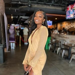 Meet your Posher, Kiera